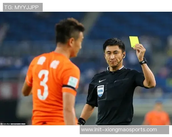 足球裁判发言解析：公正判罚与比赛公平性的关键所在